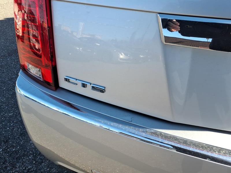 Cadillac CTS Luxury 2012