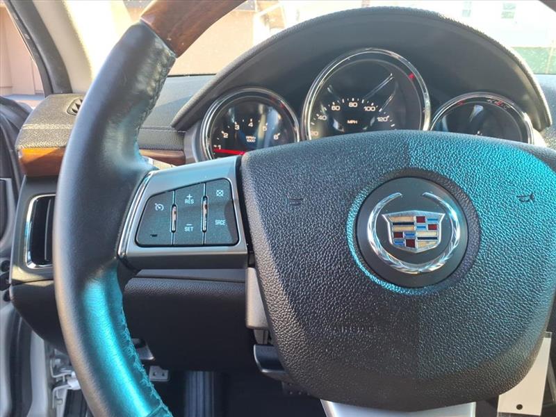 Cadillac CTS Luxury 2012