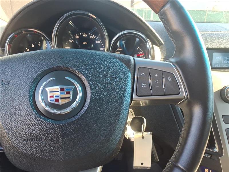 Cadillac CTS Luxury 2012