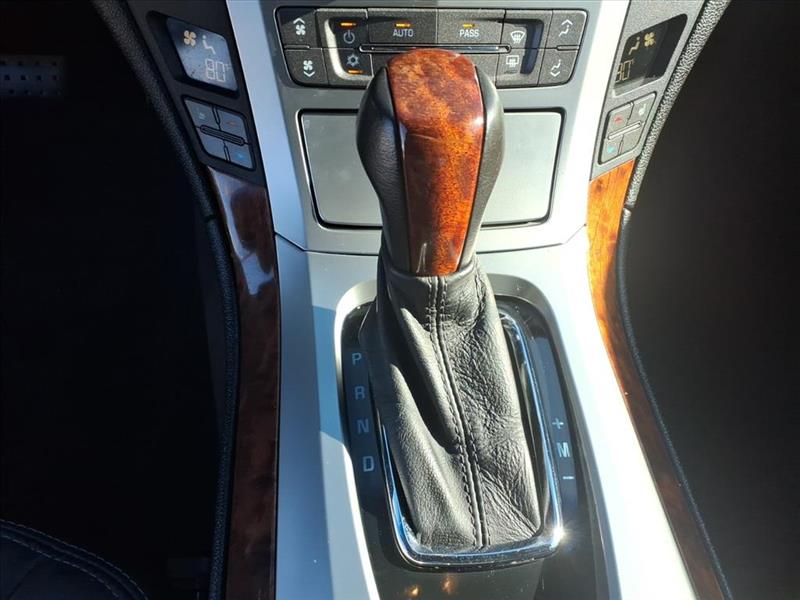 Cadillac CTS Luxury 2012