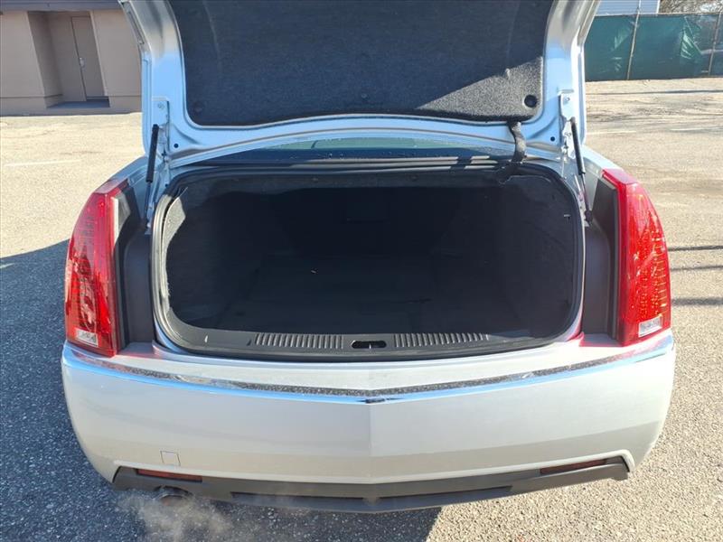 Cadillac CTS Luxury 2012