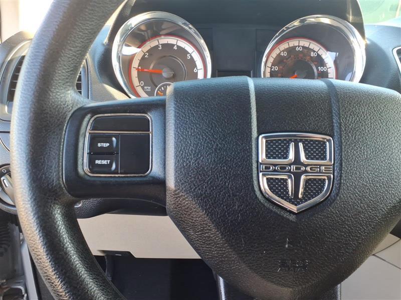 Dodge Grand Caravan SE 2012