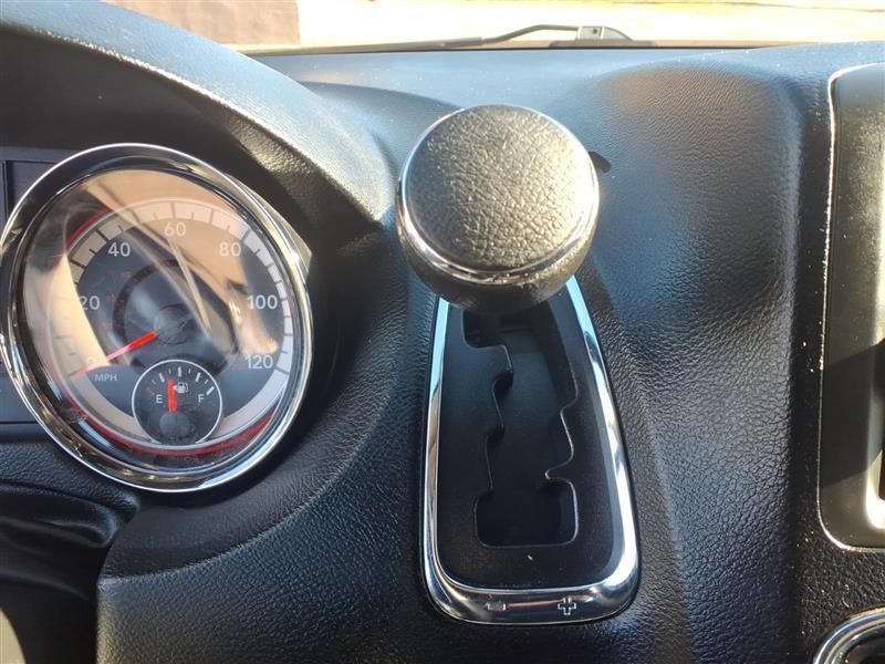 Dodge Grand Caravan SE 2012