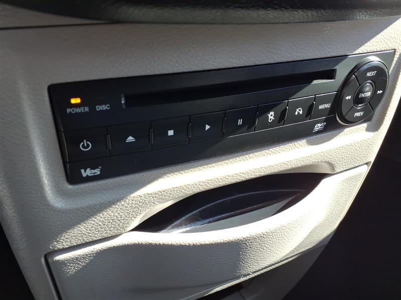 Chrysler Town & Country Touring-L 2012