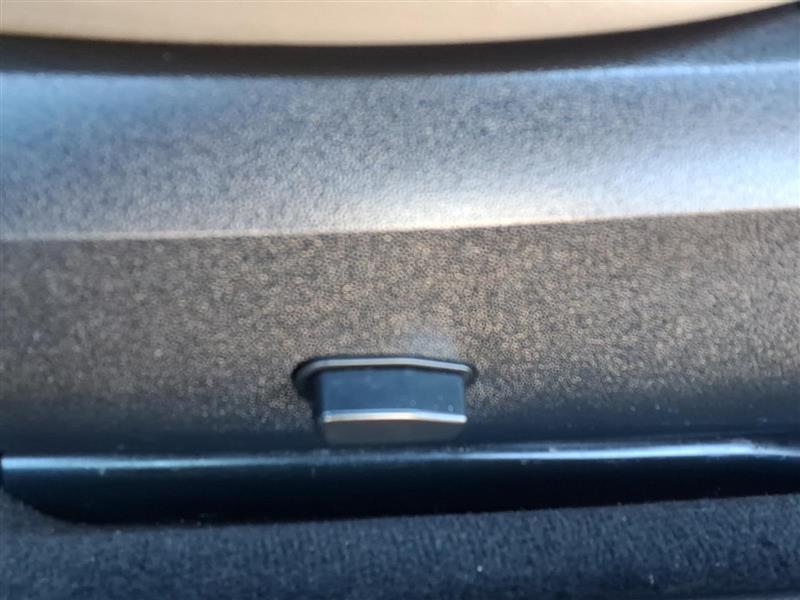 Chrysler 200 Touring Convertible 2012