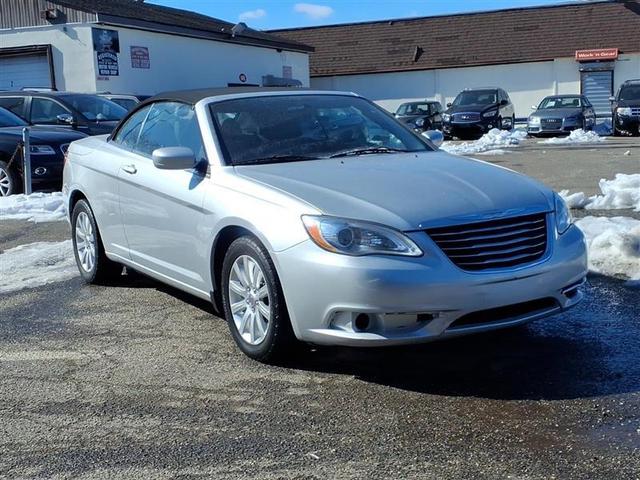 Silver 2012 Chrysler 200 Touring Convertible FWD Convertible Front-Wheel Drive 6-Speed Automatic