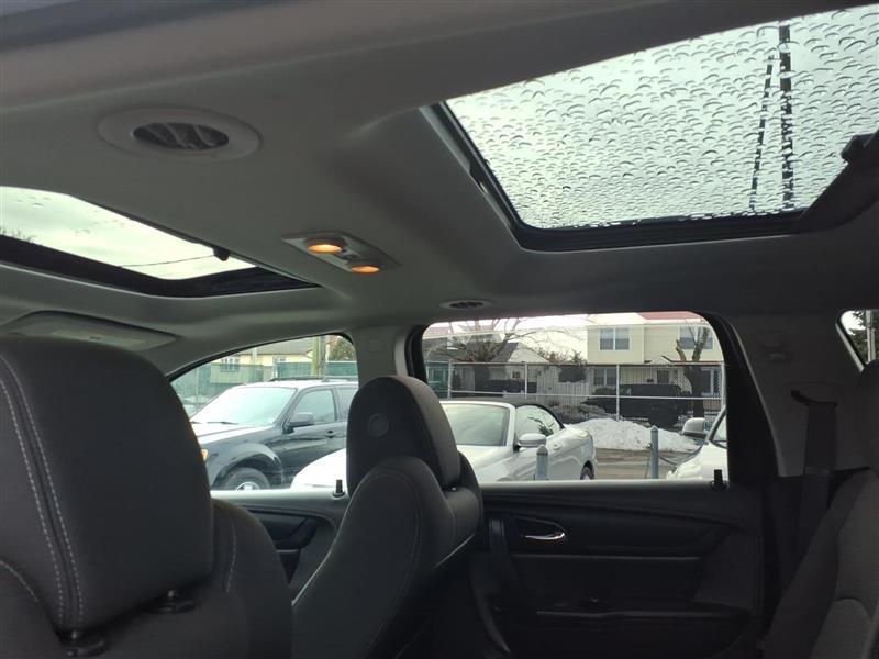 Chevrolet Traverse 1LT FWD 2014