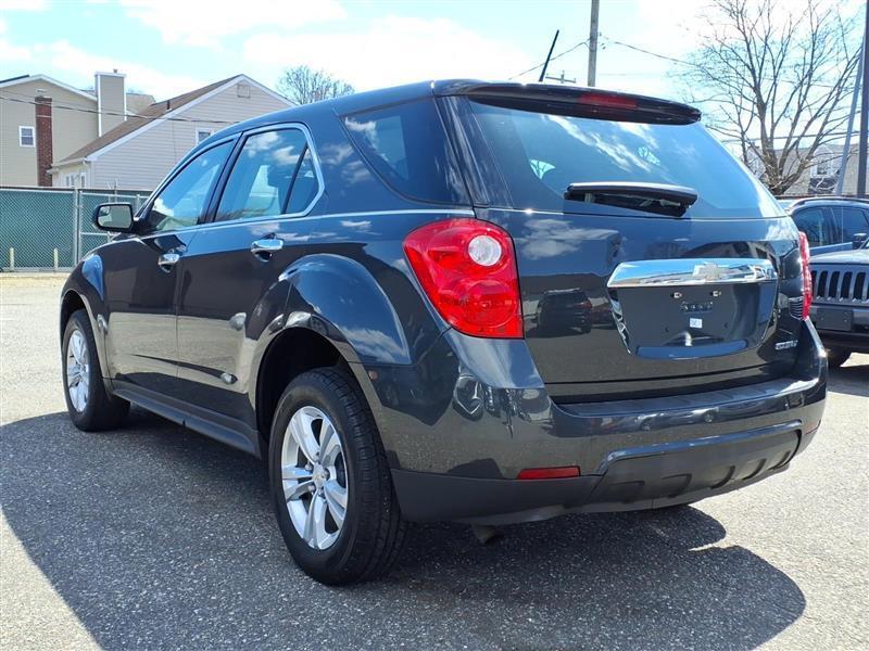 Chevrolet Equinox LS 2WD 2013