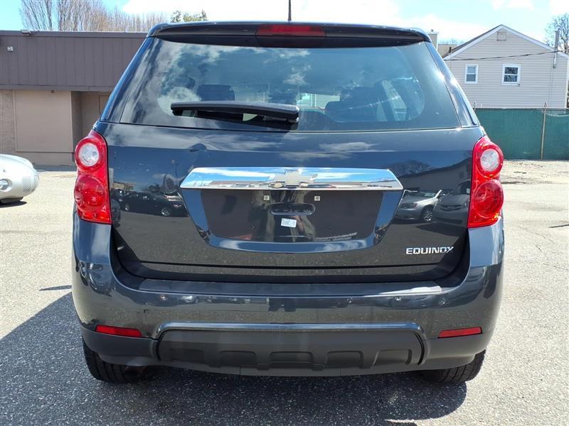 Chevrolet Equinox LS 2WD 2013