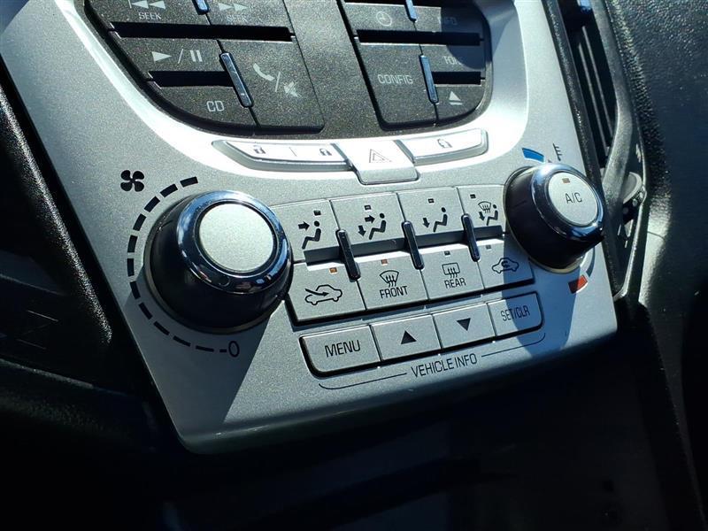 Chevrolet Equinox LS 2WD 2013