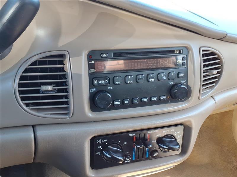 Buick Century Sedan 2004