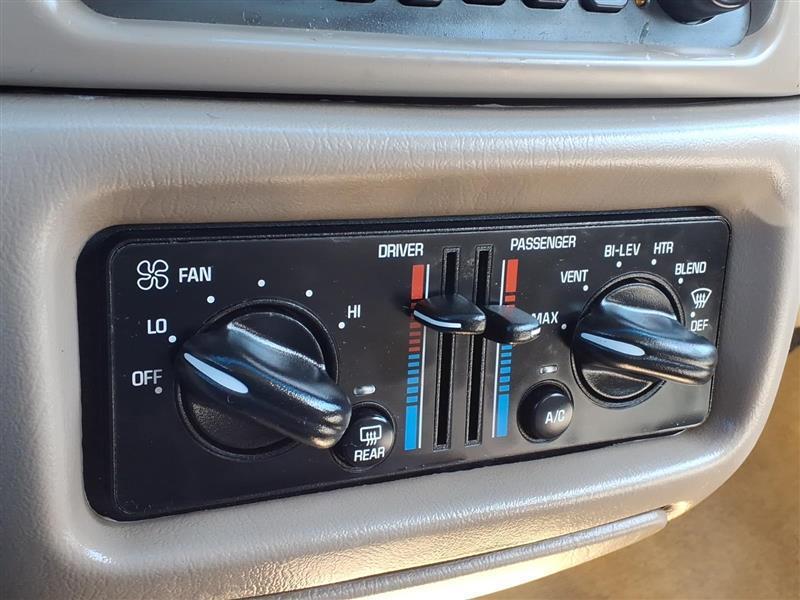 Buick Century Sedan 2004