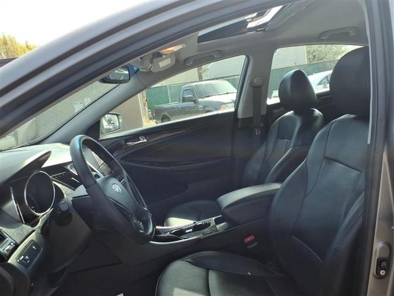 Hyundai Sonata Limited Auto 2011