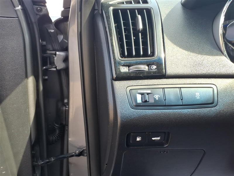 Hyundai Sonata Limited Auto 2011