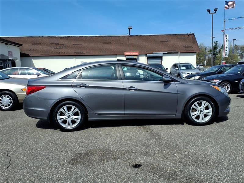 Hyundai Sonata Limited Auto 2011