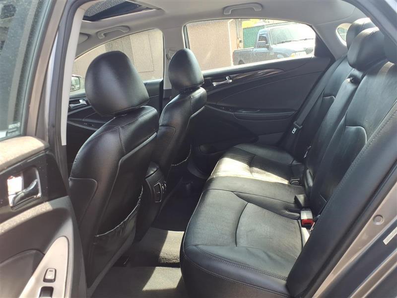 Hyundai Sonata Limited Auto 2011