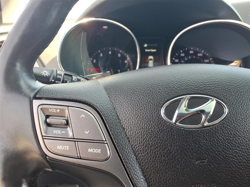 Hyundai Santa Fe Limited FWD 2015