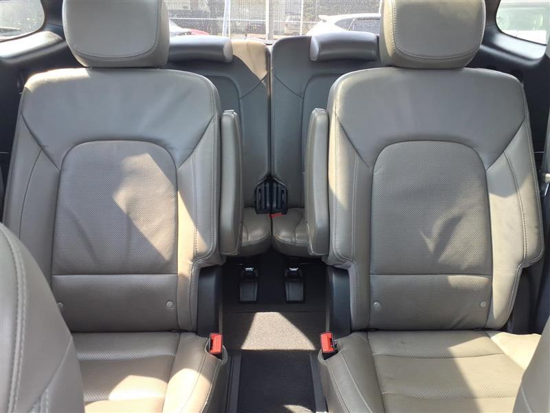 Hyundai Santa Fe Limited FWD 2015