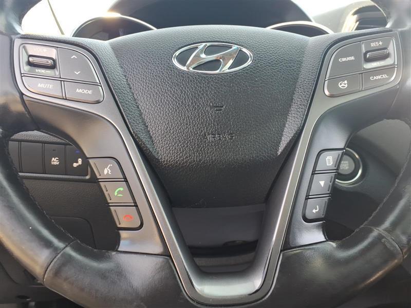 Hyundai Santa Fe Limited FWD 2015