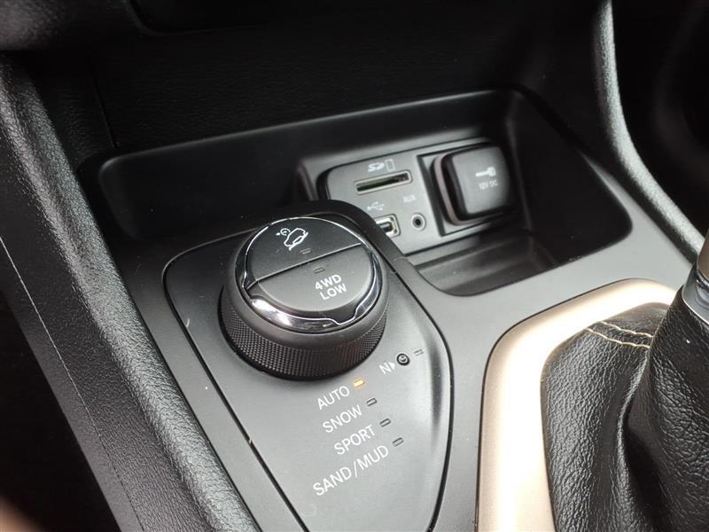Jeep Cherokee Latitude 4WD 2015