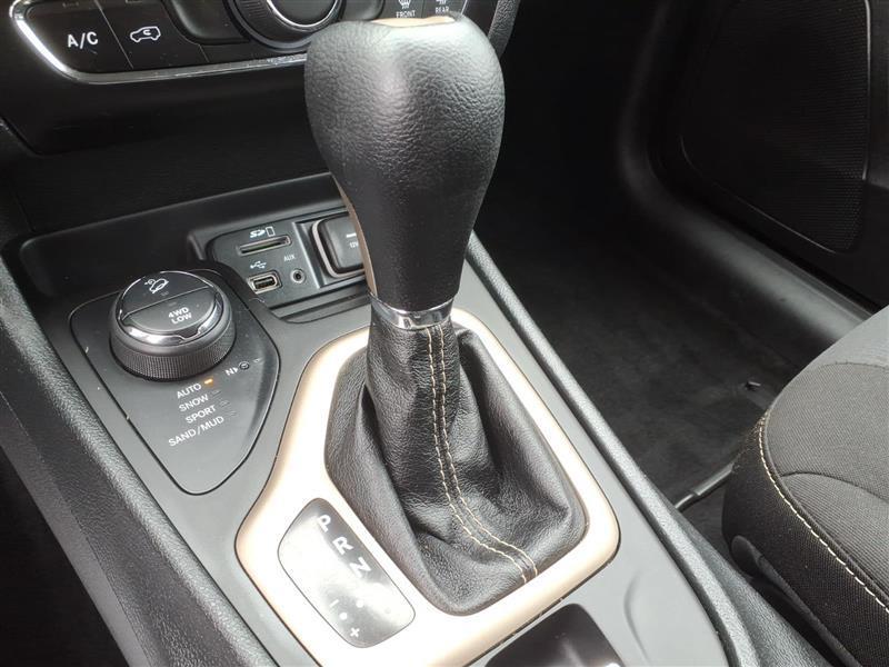 Jeep Cherokee Latitude 4WD 2015