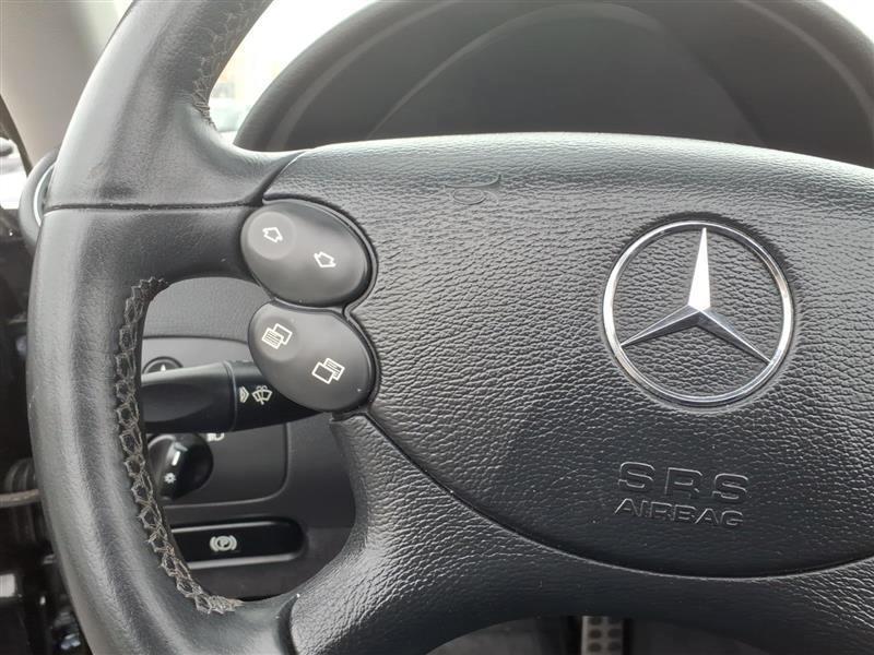 Mercedes-Benz CLK-Class CLK320 Cabriolet 2005