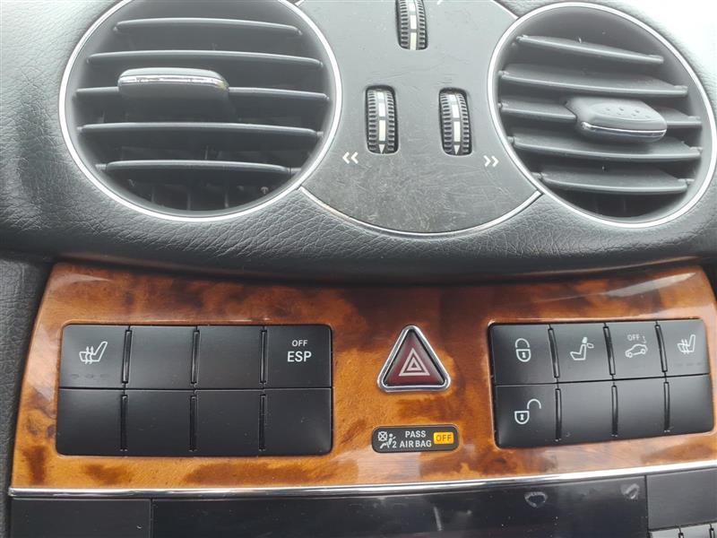 Mercedes-Benz CLK-Class CLK320 Cabriolet 2005