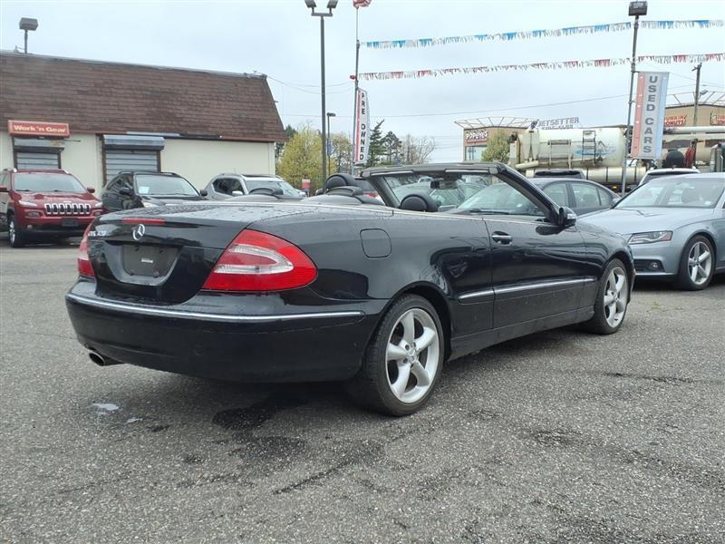 Mercedes-Benz CLK-Class CLK320 Cabriolet 2005