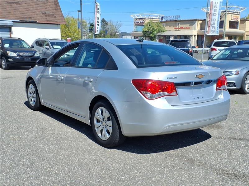 Chevrolet Cruze LS Auto 2014