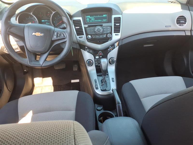 Chevrolet Cruze LS Auto 2014