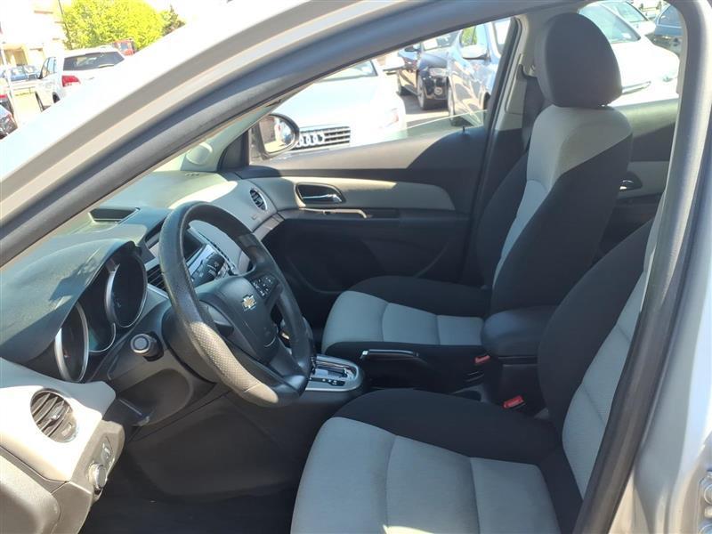 Chevrolet Cruze LS Auto 2014