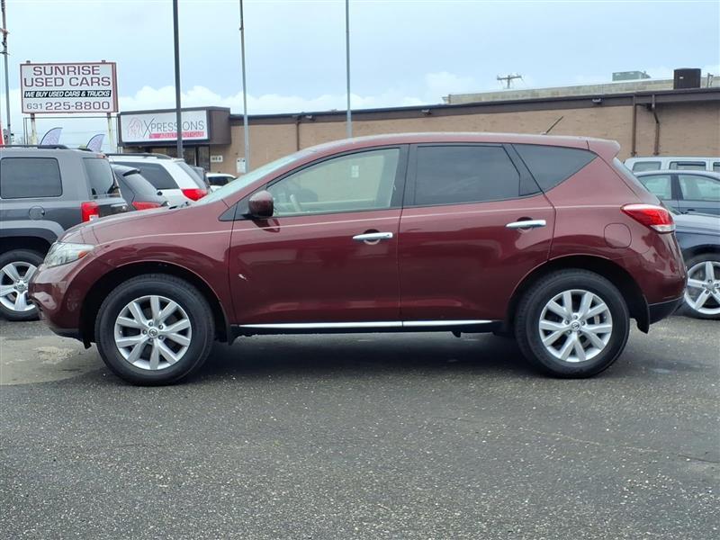 Nissan Murano S AWD 2011