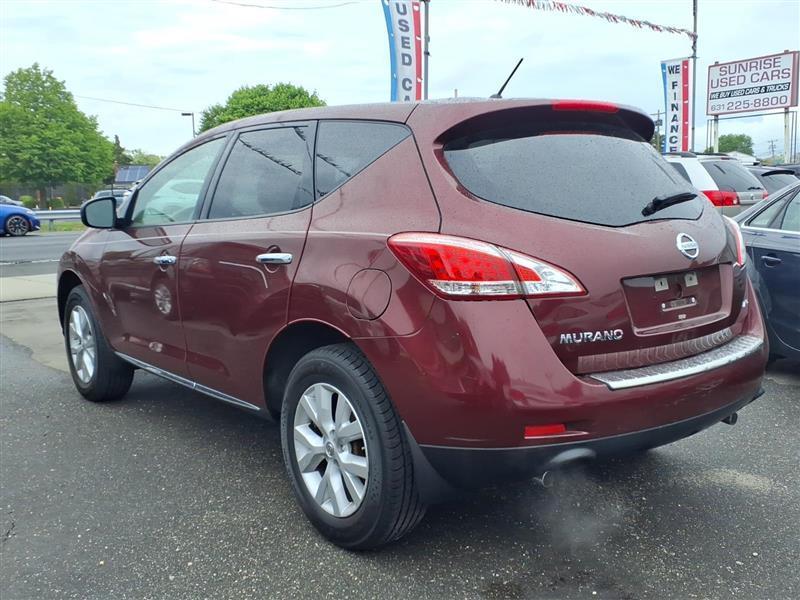 Nissan Murano S AWD 2011