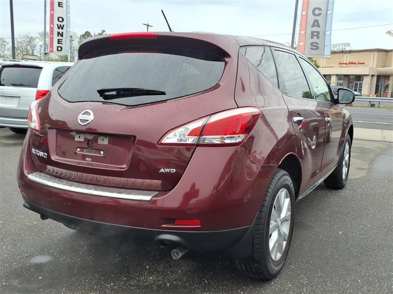 Nissan Murano S AWD 2011