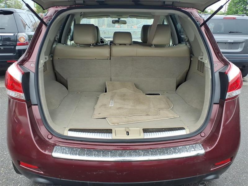 Nissan Murano S AWD 2011