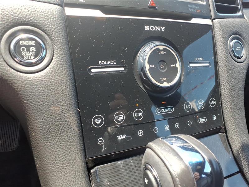 Ford Taurus Limited FWD 2013