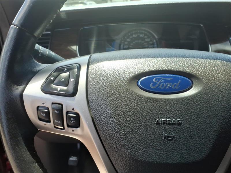 Ford Taurus Limited FWD 2013