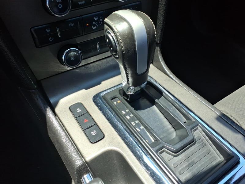 Ford Mustang V6 Coupe 2013