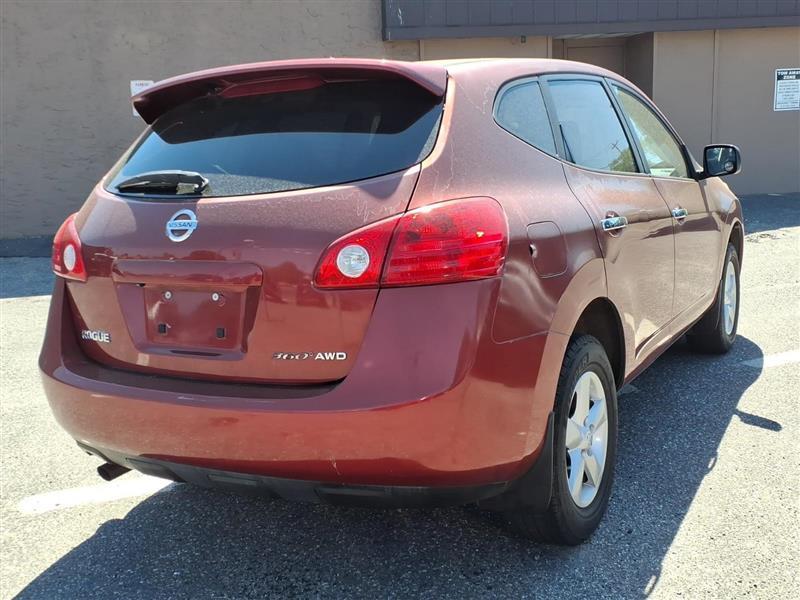 Nissan Rogue S AWD 2010