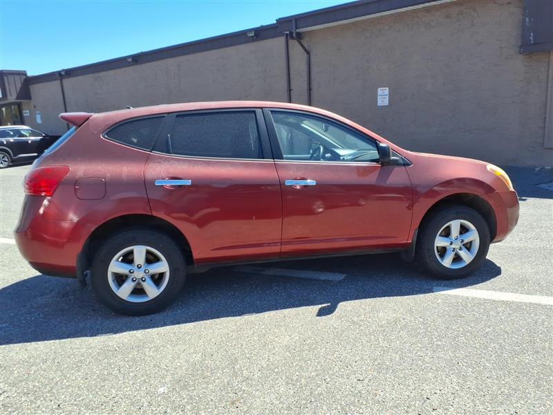 Nissan Rogue S AWD 2010
