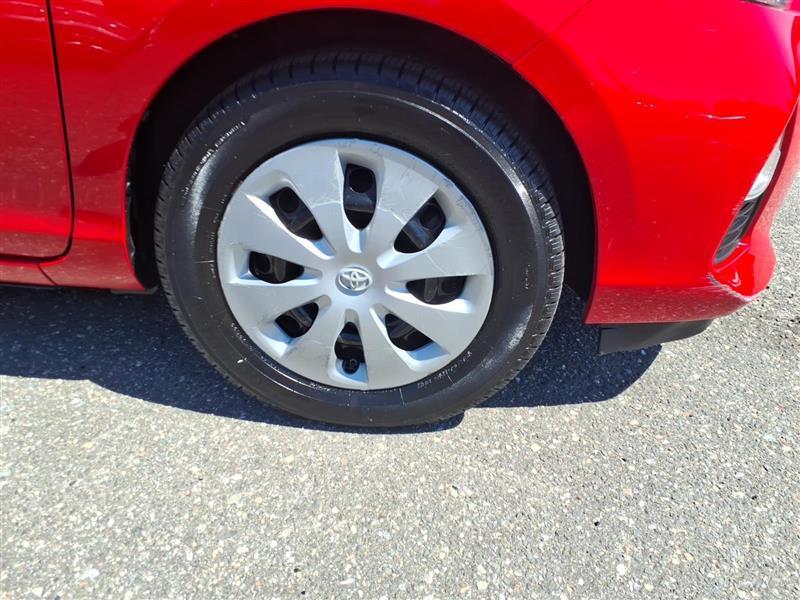 Toyota Prius c Four 2014