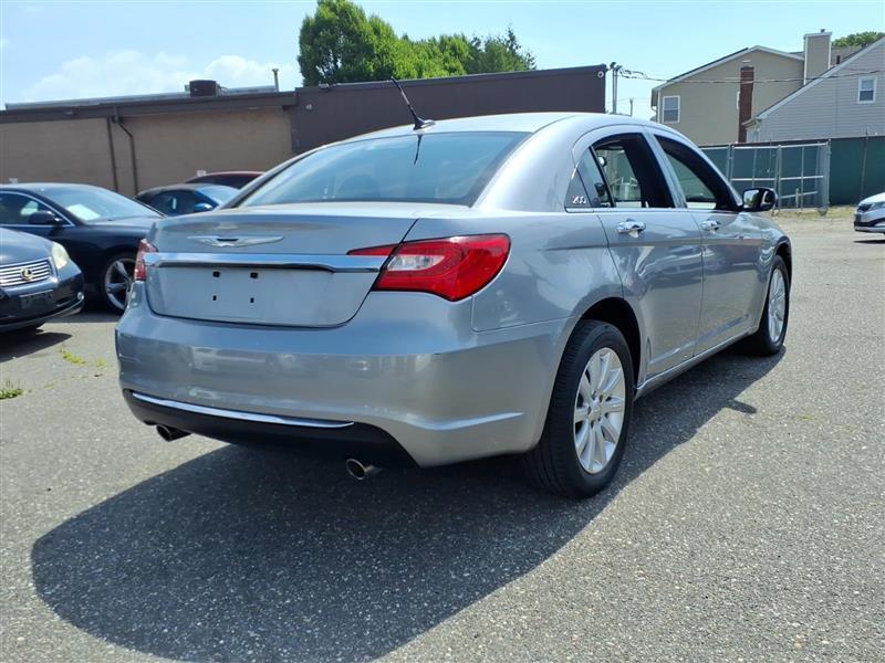 Chrysler 200 Limited 2013