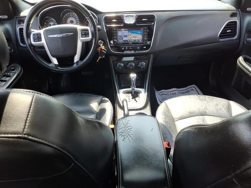 Chrysler 200 Limited 2013