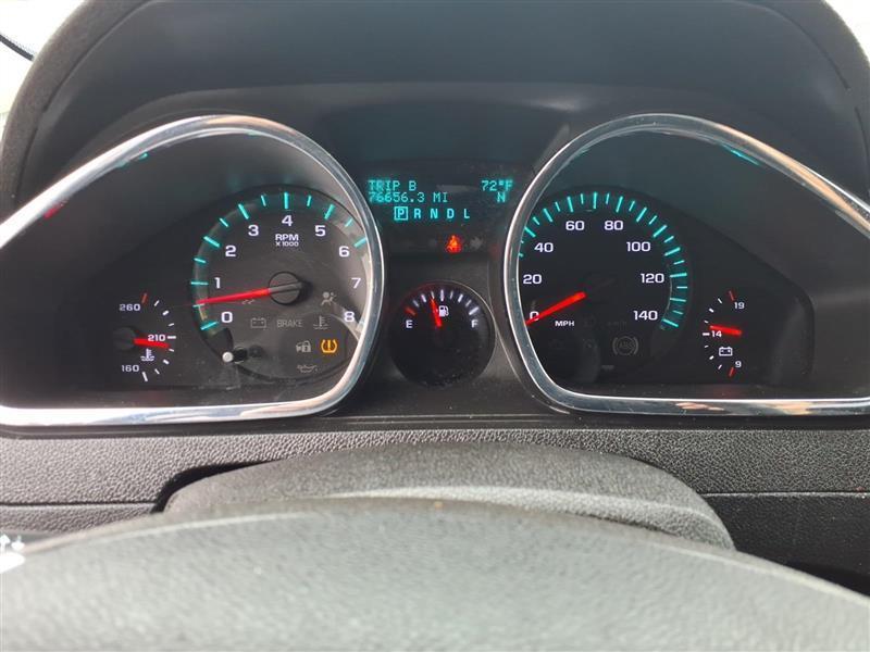 Chevrolet Traverse 2LT FWD 2011