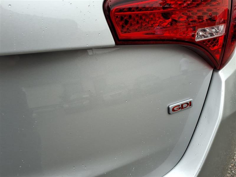 Kia Optima LX MT 2013