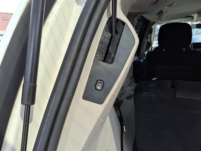 Dodge Grand Caravan SXT 2013