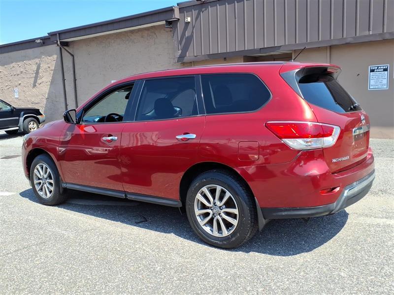 Nissan Pathfinder S 4WD 2014