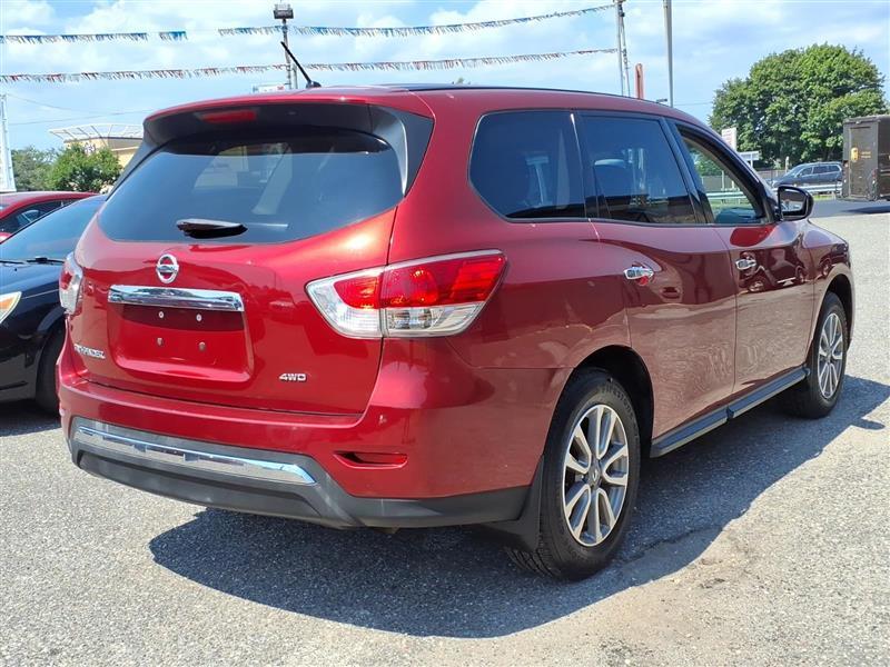 Nissan Pathfinder S 4WD 2014