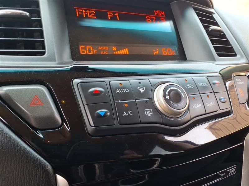 Nissan Pathfinder S 4WD 2014