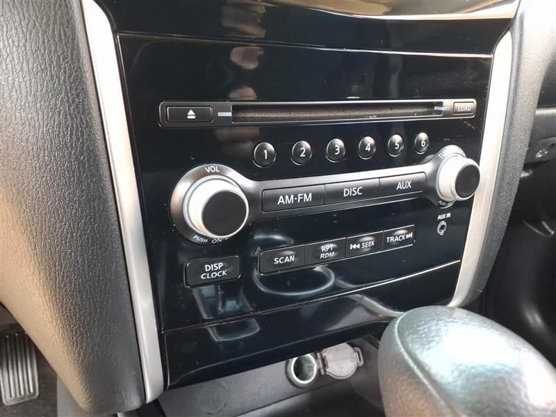 Nissan Pathfinder S 4WD 2014